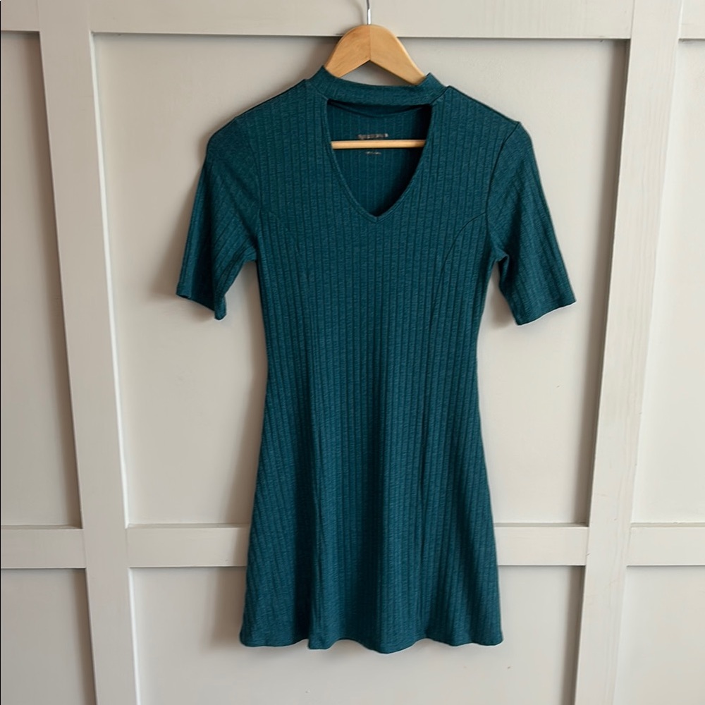 Blue Ribbed V-Neck Dress
